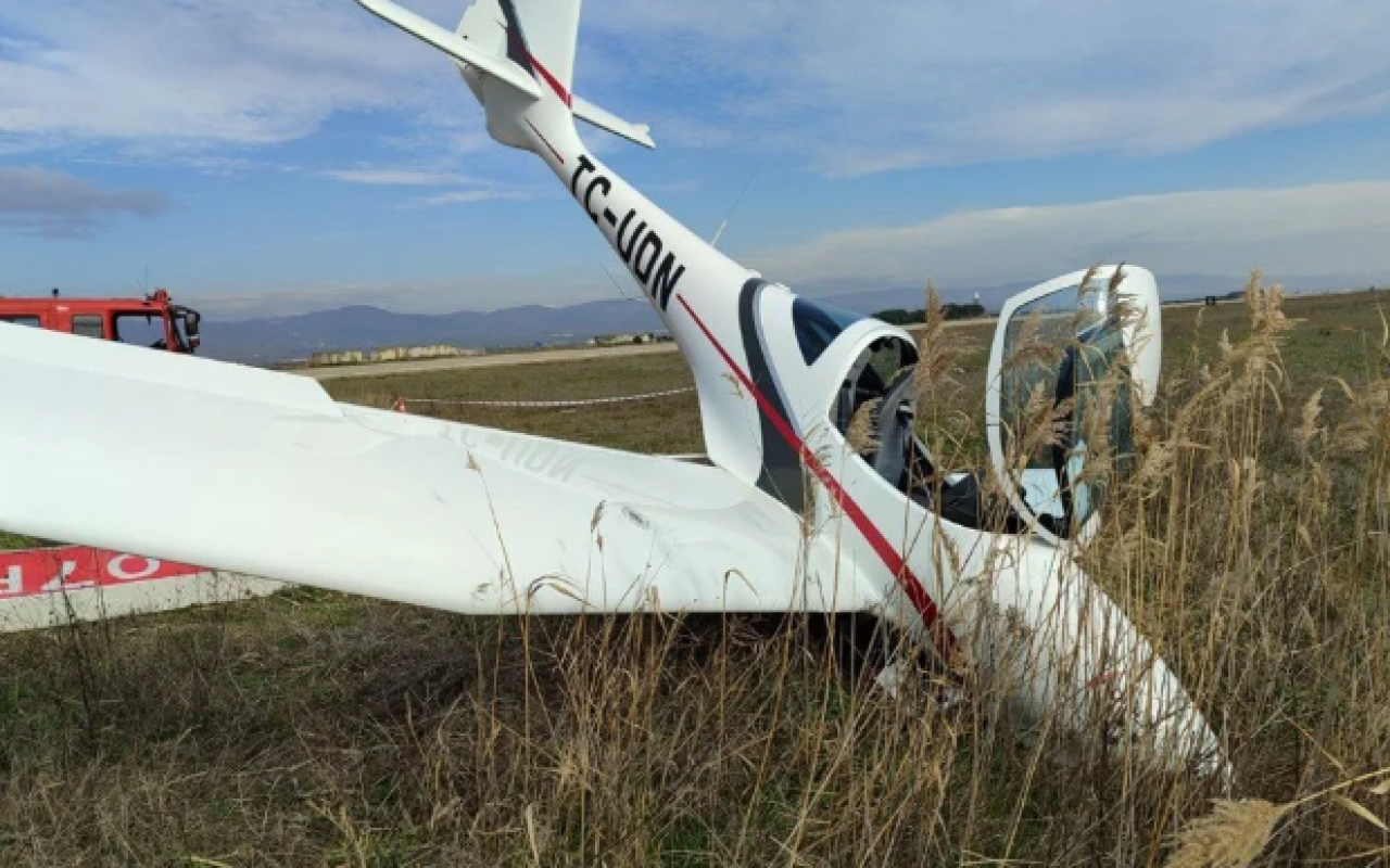 Türkiyədə təyyarə qəzaya uğradı -Pilot yaralandı